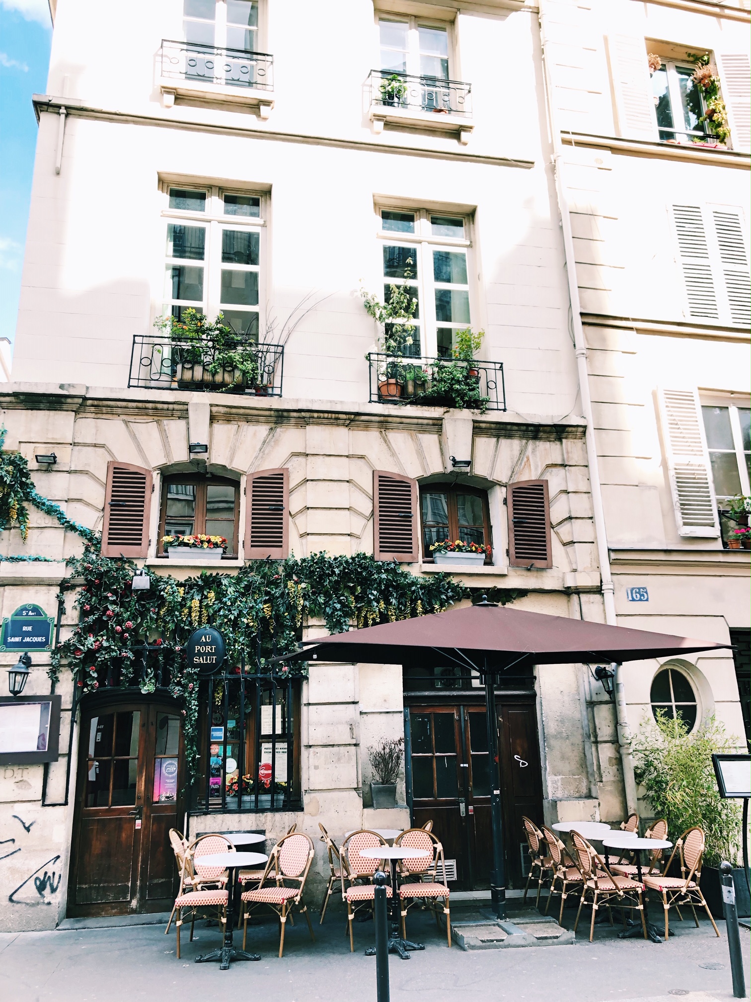 The perfect Paris weekend guide to food and frolicking | Simplicity ...